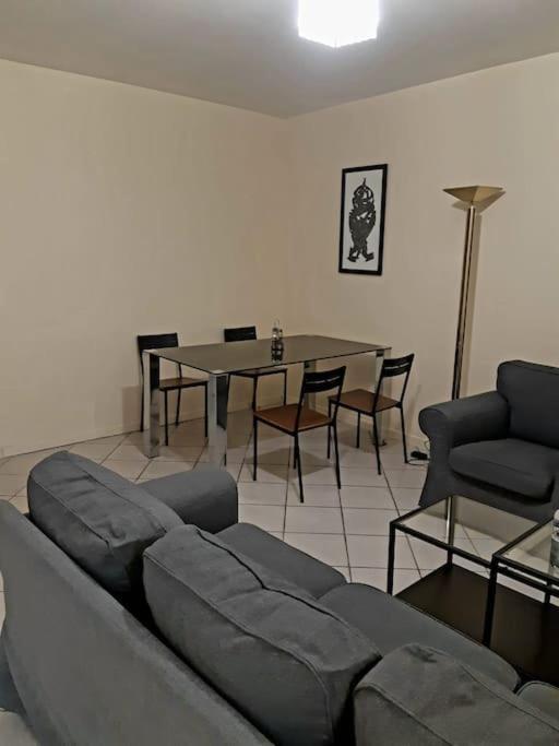Appartamento Cozy Place Close To Paris Vitry-sur-Seine Esterno foto